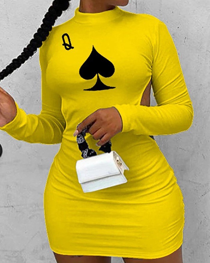 EMMIOL Rückenloses, figurbetontes Kleid mit Poker-Print