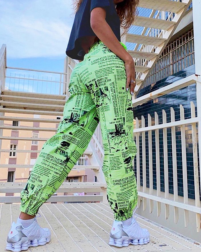 EMMIOL Newspaper Print Tapered Casual Pant