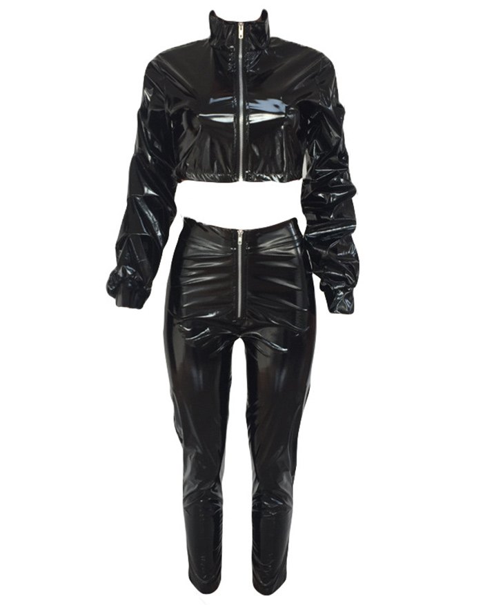 EMMIOL Zweiteiliges Plissee-Outfit aus PU-Leder