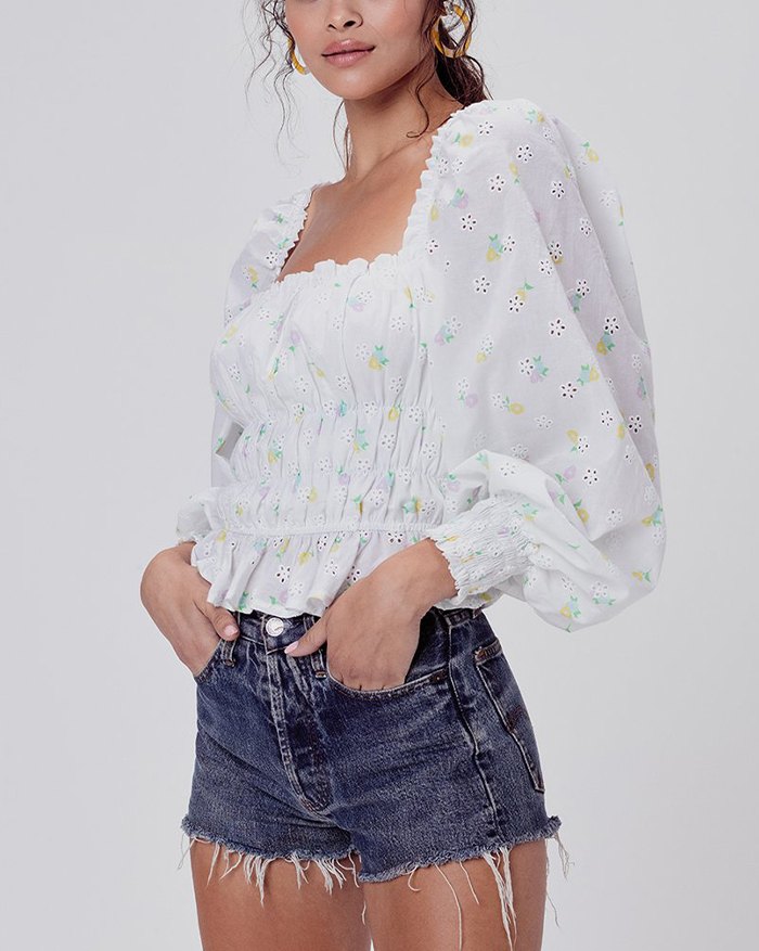 EMMIOL Blusa de manga abullonada con ojales y estampado floral