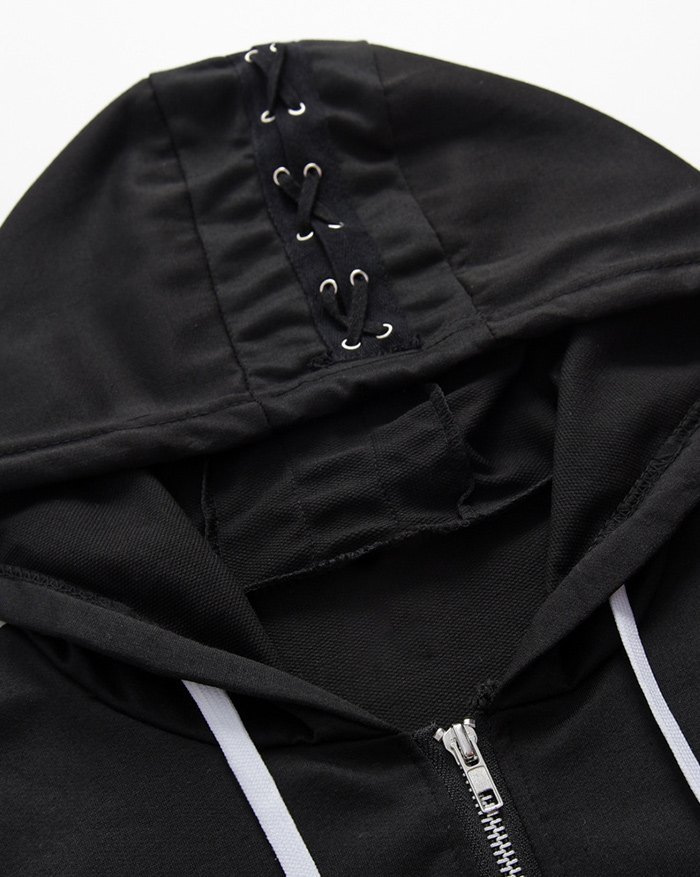 EMMIOL Felpa con cappuccio e cravatta a occhiello con stampa di ali di teschio