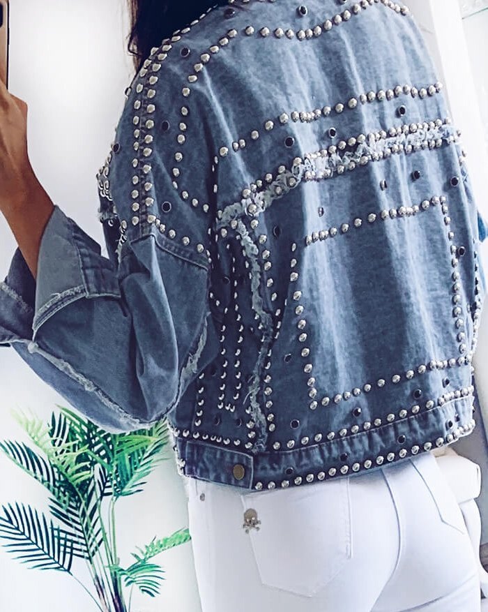 EMMIOL Chaqueta vaquera con ribete de tachuelas
