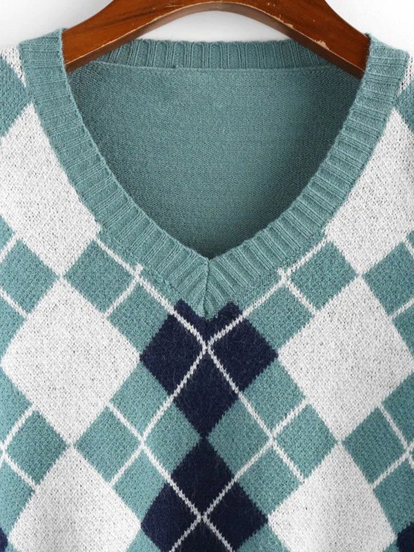 EMMIOL Argyle V Neck Crop Sweater