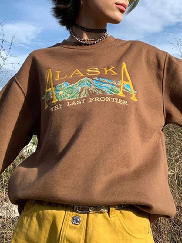 EMMIOL Alaska Graphic Embroidered Sweatshirt