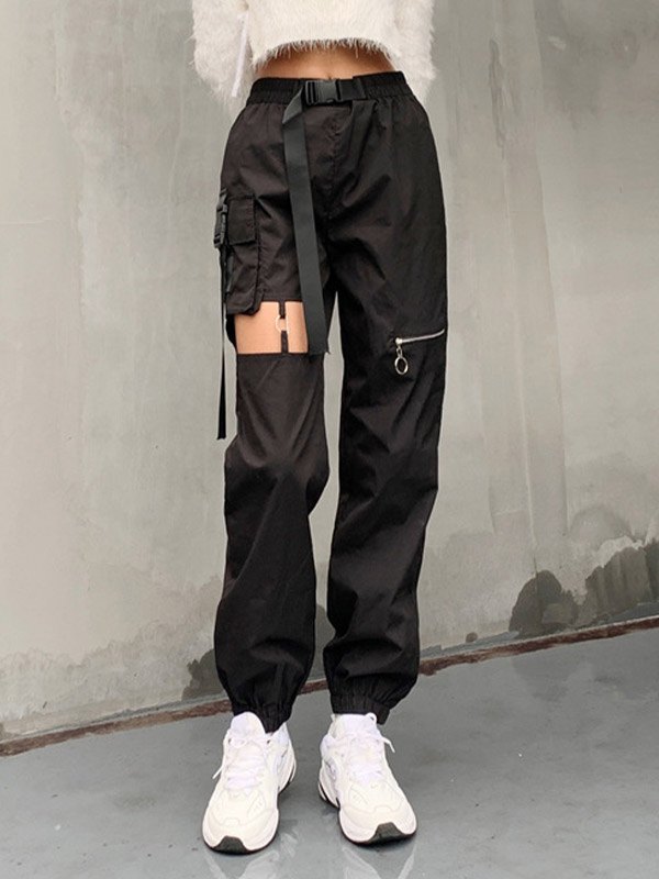 EMMIOL Cutout Buckled Cargo Pants