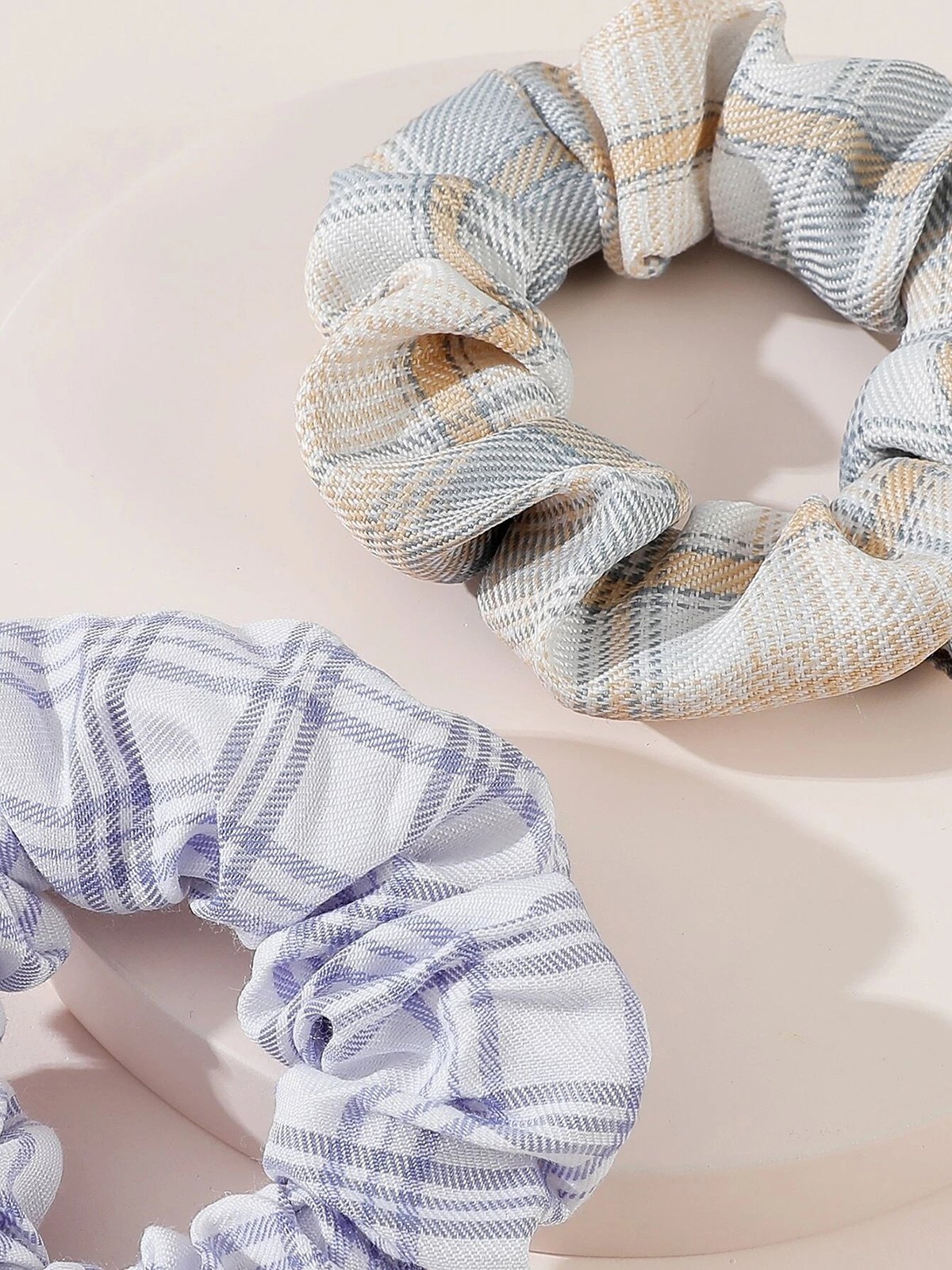 EMMIOL 2pcs Plaid Print Pleated Scrunchie