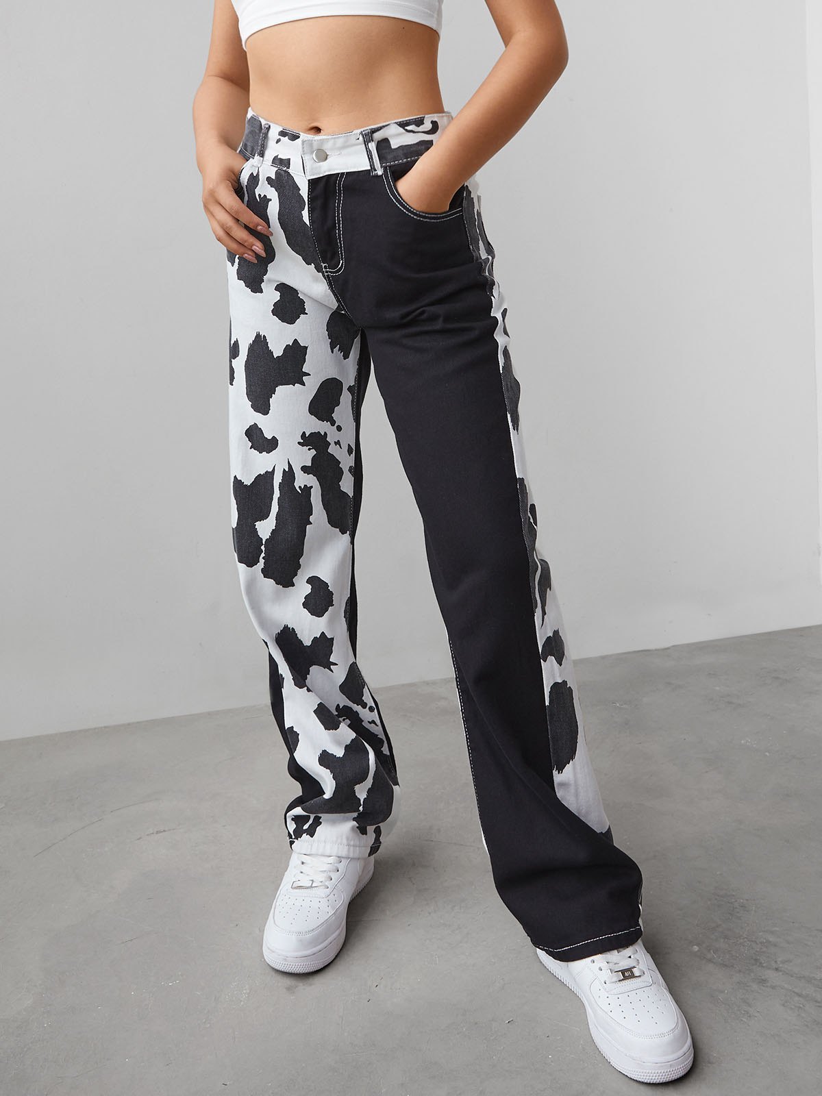 EMMIOL Contrast Cow Print Boyfriend Jeans