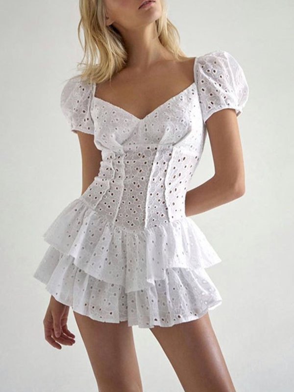 EMMIOL Minivestido escalonado de encaje con broderie