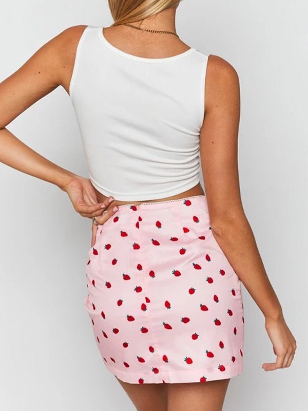 EMMIOL Strawberry Print Mini Skirt