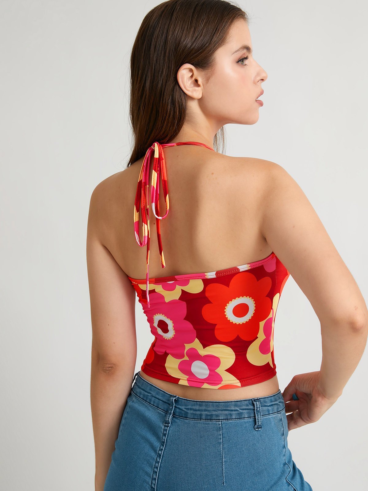 EMMIOL Flower Print Halter Crop Cami Top