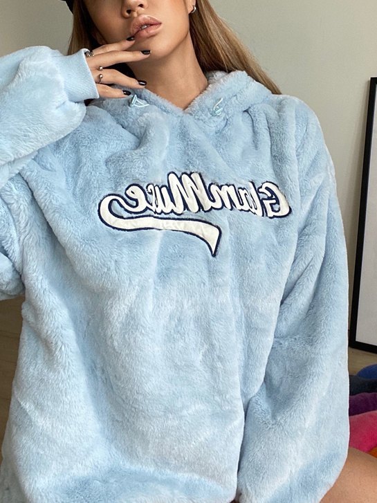 EMMIOL Letter Graphic Plush Hoodie