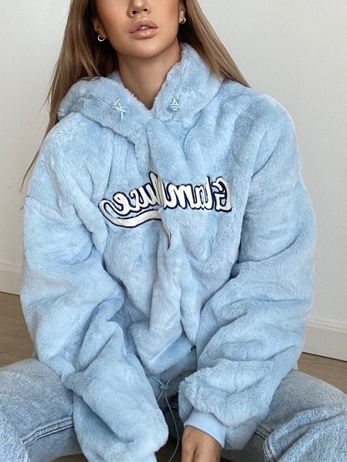 EMMIOL Letter Graphic Plush Hoodie