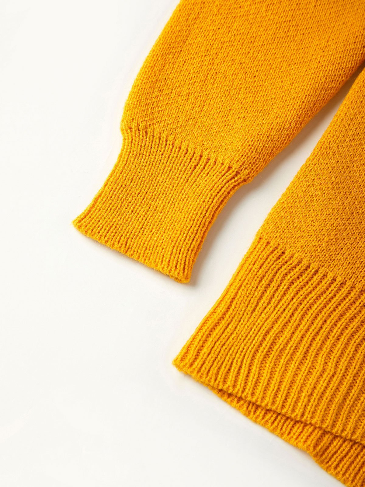 EMMIOL Flower Crew Neck Knit Sweater