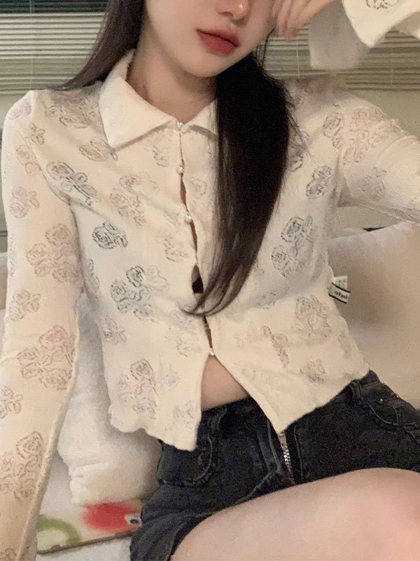 EMMIOL Long Sleeve Rose Crop Blouse