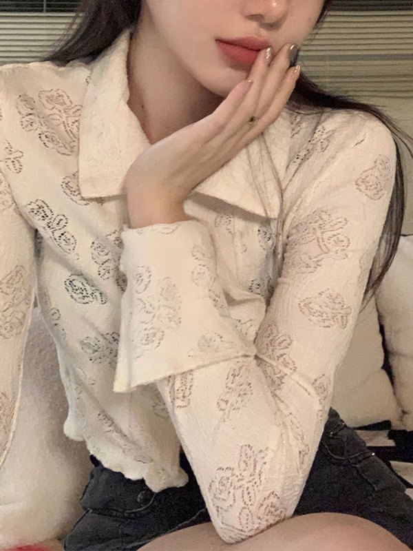 EMMIOL Long Sleeve Rose Crop Blouse