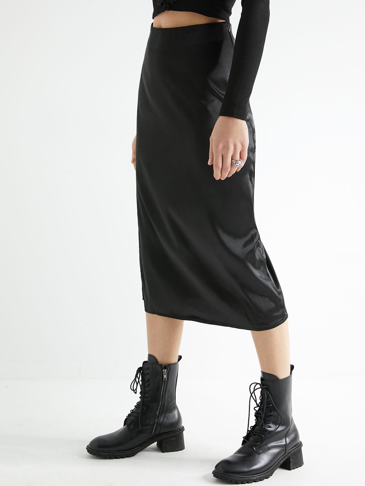 EMMIOL Basic Satin Split Midi Skirt