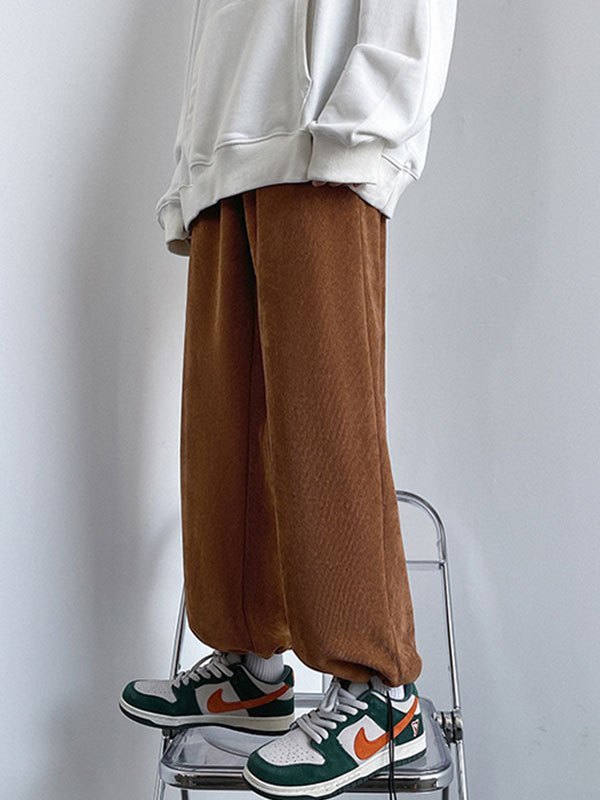 EMMIOL Herren Cordhose mit gefüttertem Detail