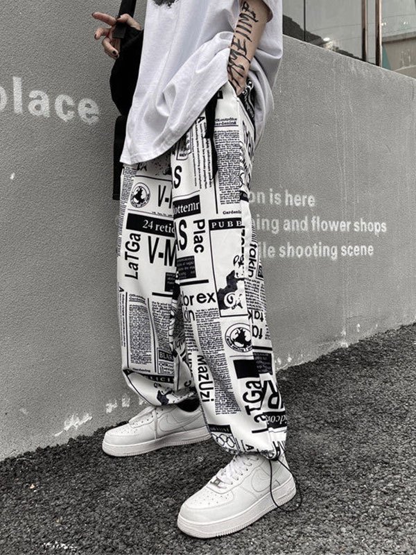 EMMIOL Pantalones tipo jogging con estampado de periódico para hombre