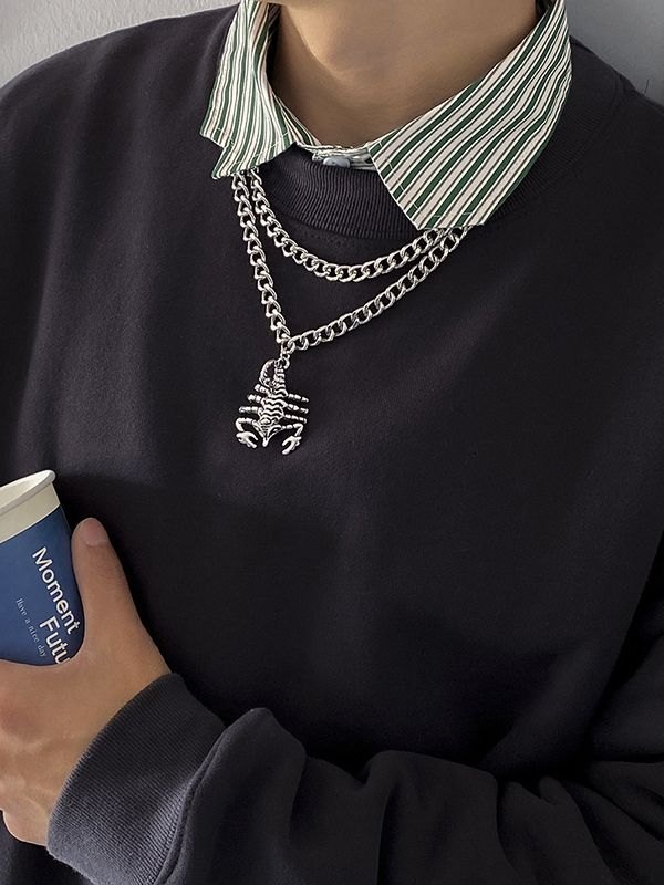 EMMIOL Collar de cadena gruesa con capas de escorpión para hombre