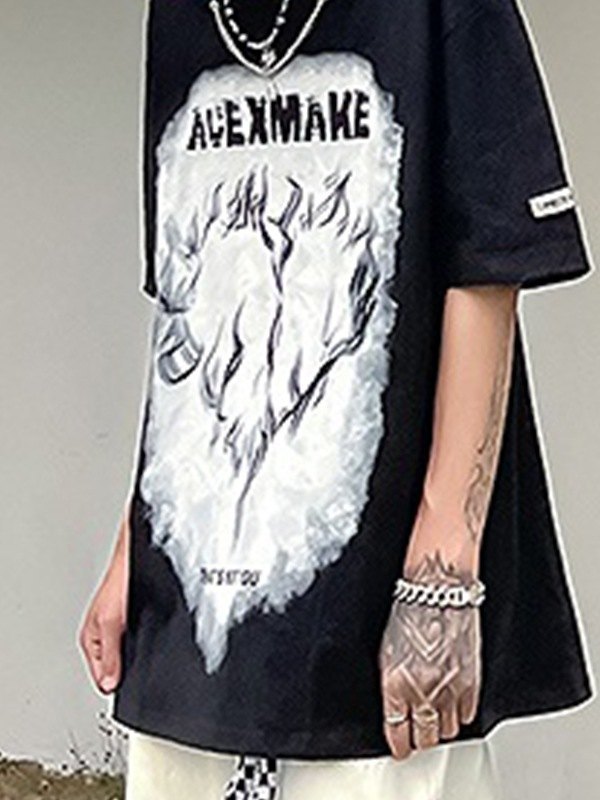 EMMIOL Camiseta con estampado de llamas y adorno de cadena para hombre