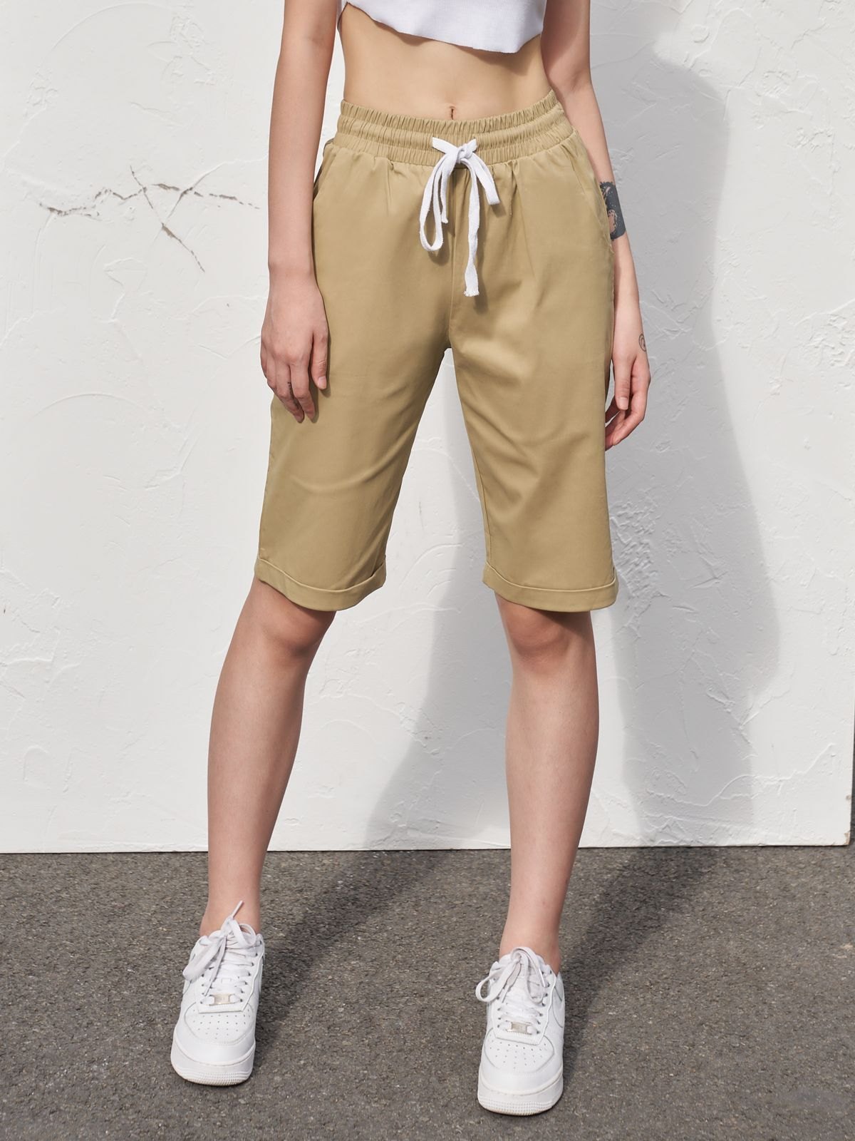 EMMIOL Shorts hasta la rodilla con dobladillo con puños