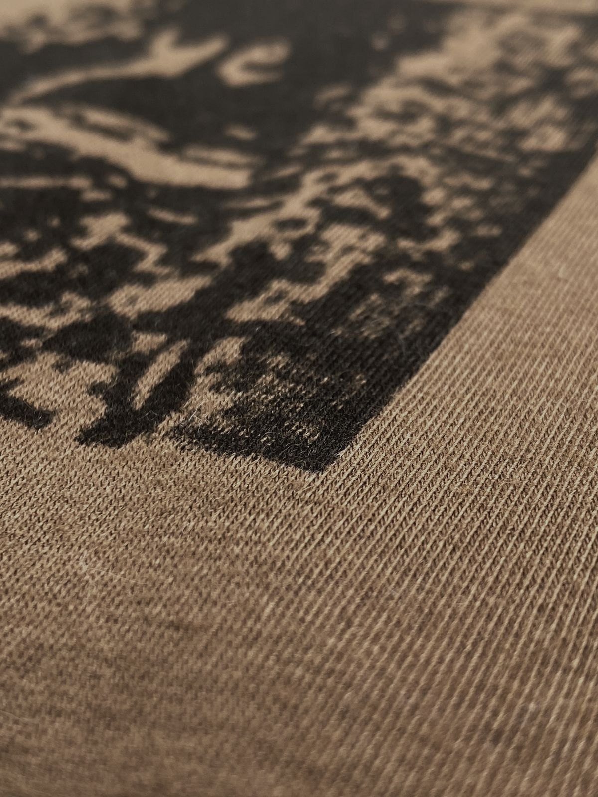 EMMIOL Love Goodbye Printed Crop Top