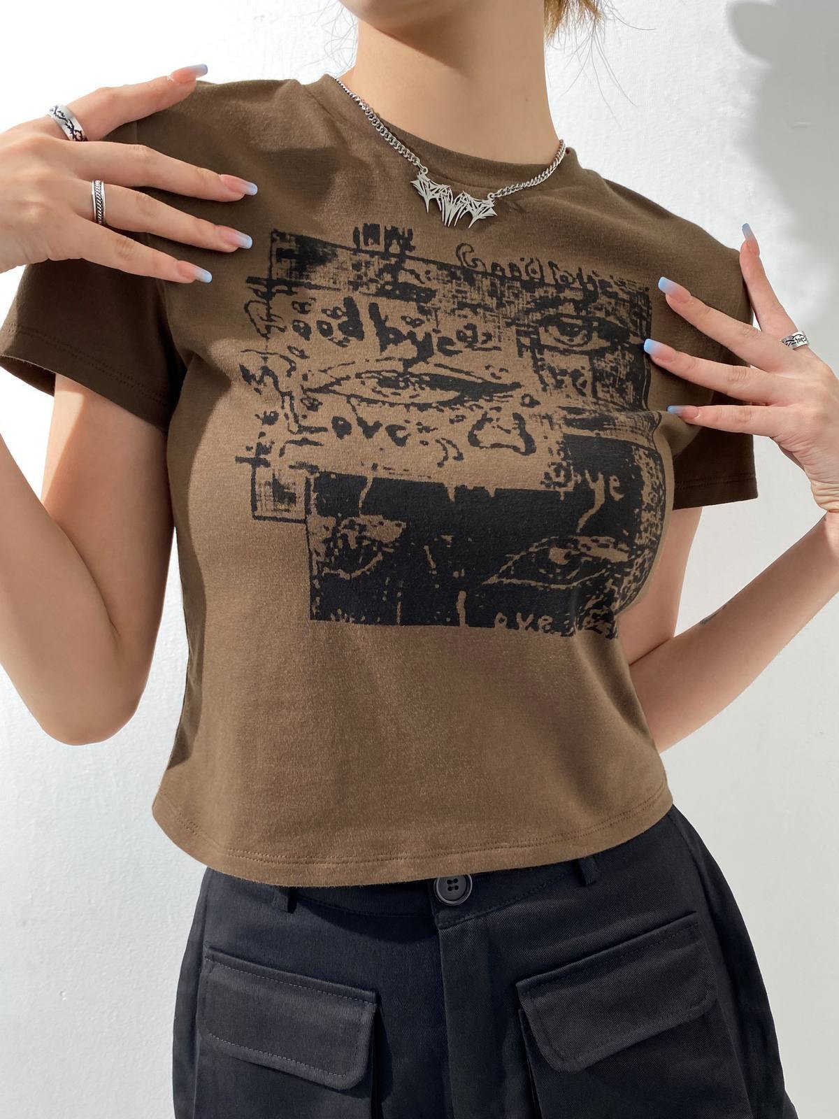 EMMIOL Love Goodbye Printed Crop Top