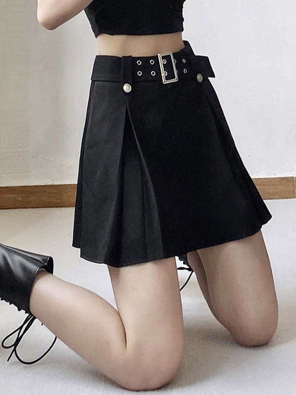 EMMIOL Buckled Belt Pleated Mini Skirt