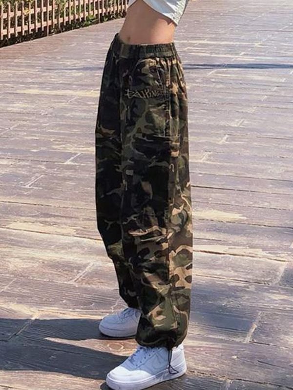 2022 Pantaloni cargo mimetici dalla vestibilità ampia Erba cipollina S In Cargo  Pants Online Store. Best For Sale | Emmiol.com