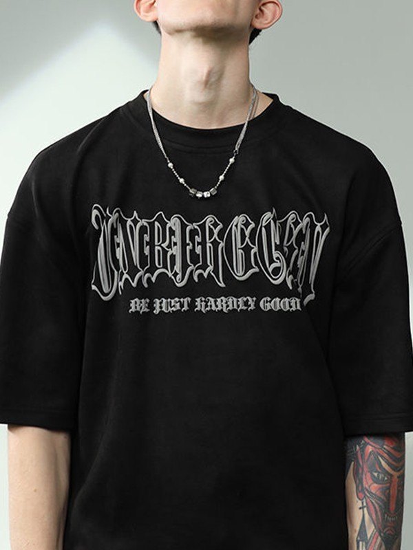 EMMIOL Camiseta con estampado de luna y letras góticas para hombre