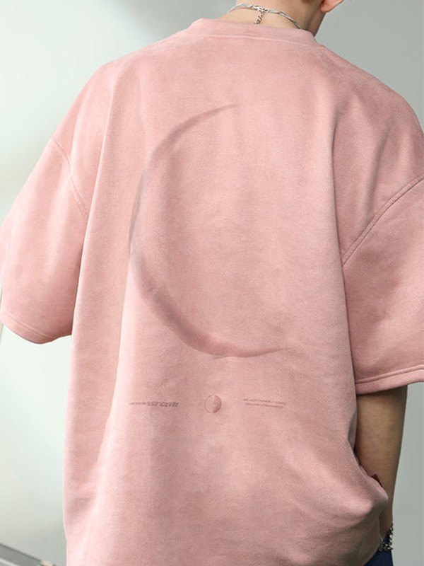 EMMIOL Camiseta con estampado de luna y letras góticas para hombre