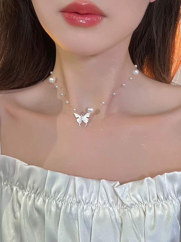 MayDong - Collana con ciondolo a forma di farfalla, in acrilico, personalizzata, con ciondolo a forma di farfalla, gioiello unico da donna