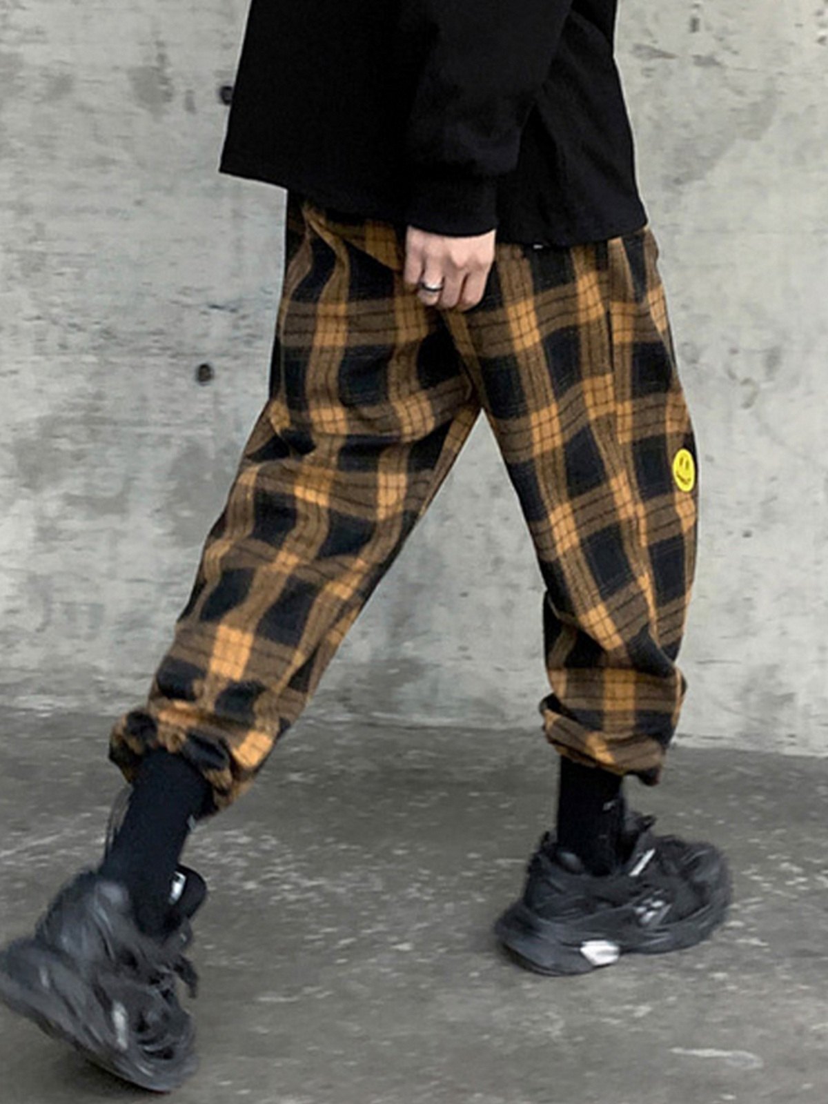 EMMIOL Men's Smile Checkered Casual Sweatpants