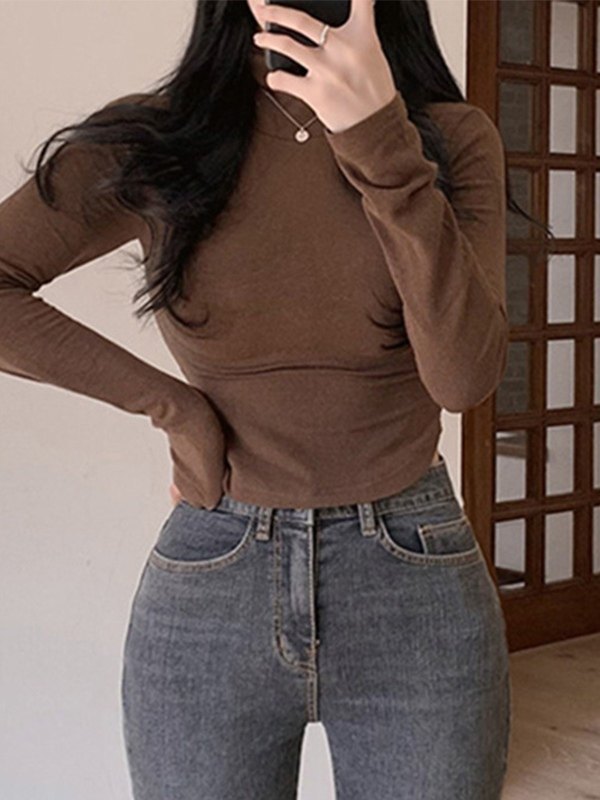 EMMIOL Curvy Hem Turtleneck Long Sleeve Crop Top