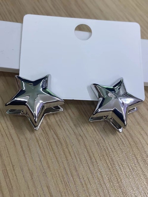 EMMIOL Aretes Metálicos Con Patrón De Estrella