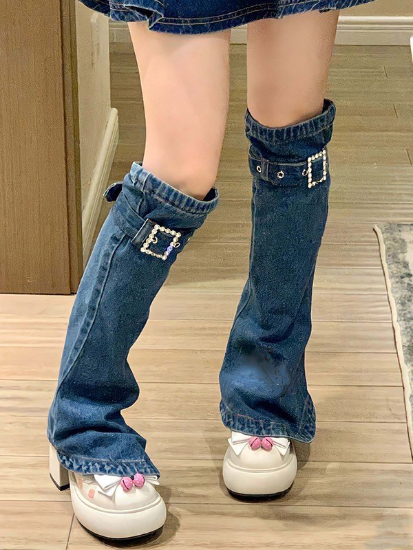 EMMIOL Scaldamuscoli in denim svasato alla caviglia con cinturino con fibbia