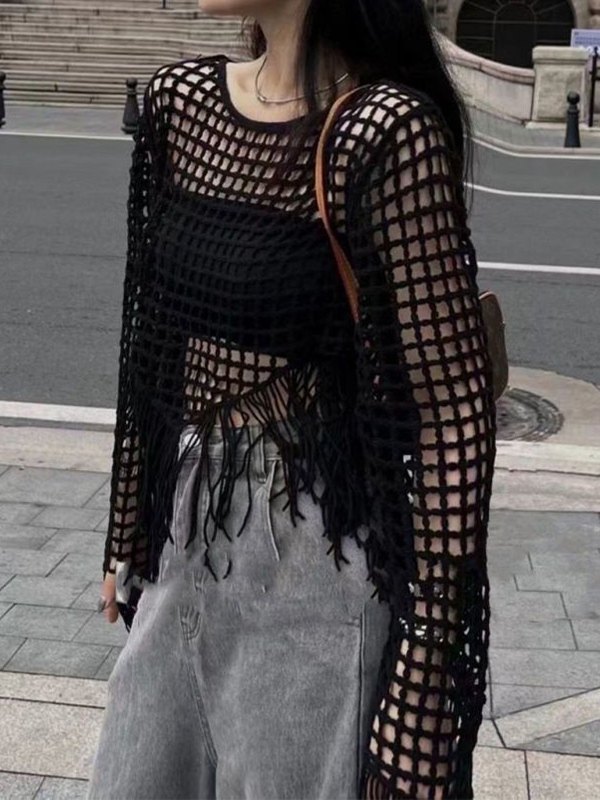 EMMIOL Hollow Out Fringed Crochet Knit Crop Top