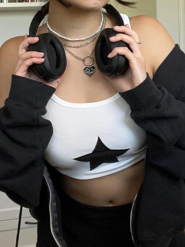 EMMIOL Star Embroidered Rib Cropped Tank Top