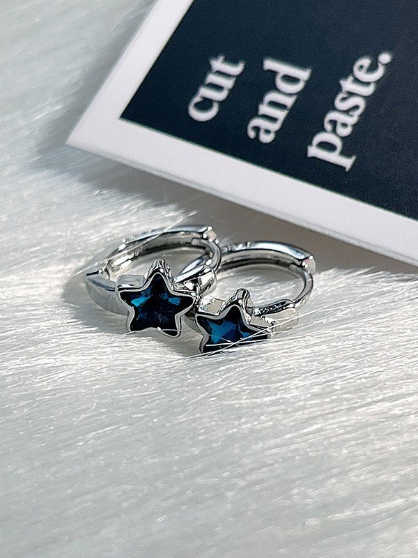 EMMIOL Aretes con dije de estrella azul