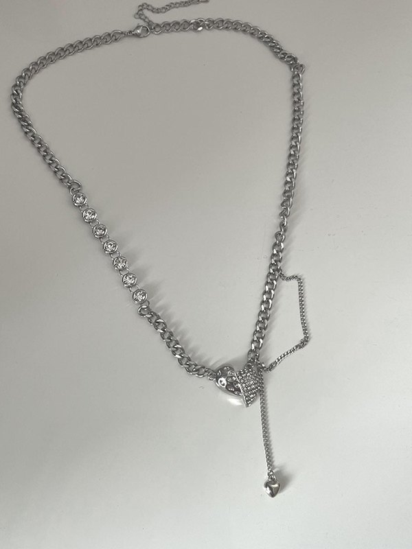EMMIOL Collar de cadena con dije de corazón de diamantes de imitación irregulares