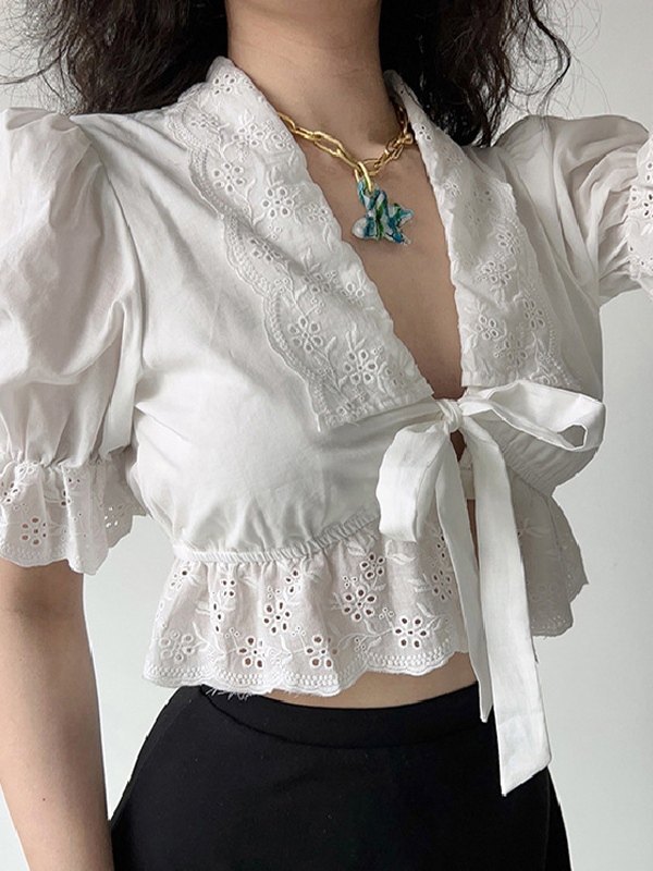 EMMIOL Tie Front Lace Puff Sleeve Cropped Blouse