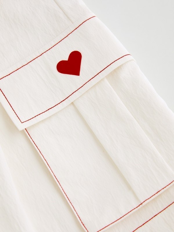 EMMIOL Shorts con ribete de corazones estampados