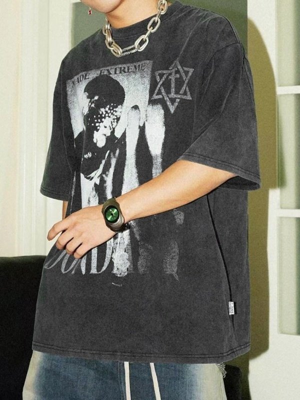 EMMIOL Men's Washed And Distressed Printed Tee