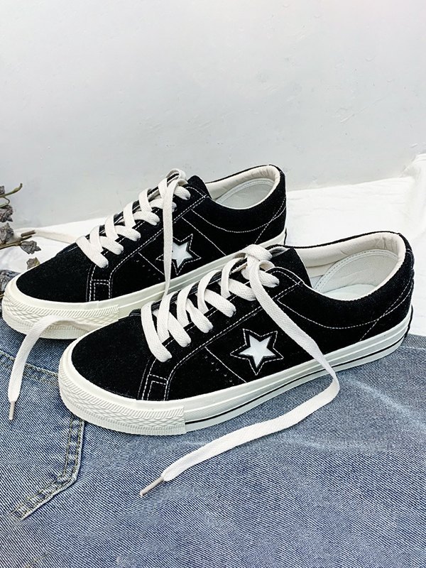 EMMIOL Zapatos planos con parche de pentagrama