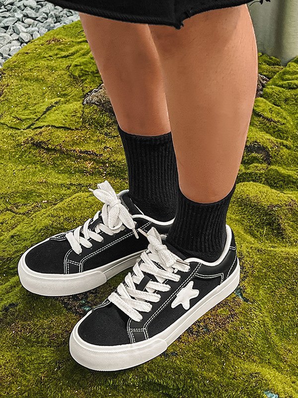 EMMIOL Men's Contrasting Star Patch Sneakers