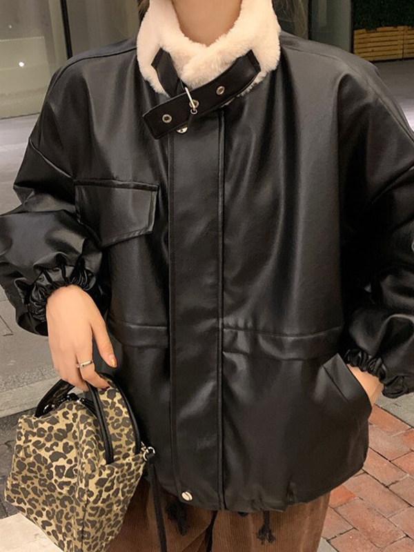 EMMIOL Lederjacke mit flauschigem Kragen und Klappendetail