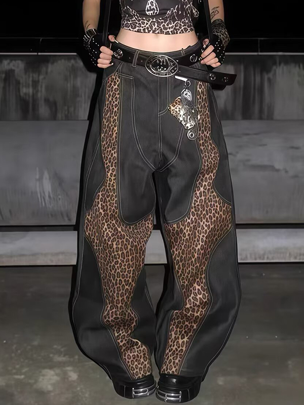 EMMIOL Jeans boyfriend con stampa leopardata vintage