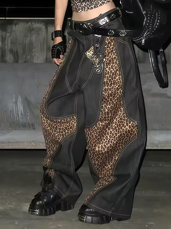 EMMIOL Jeans boyfriend con stampa leopardata vintage