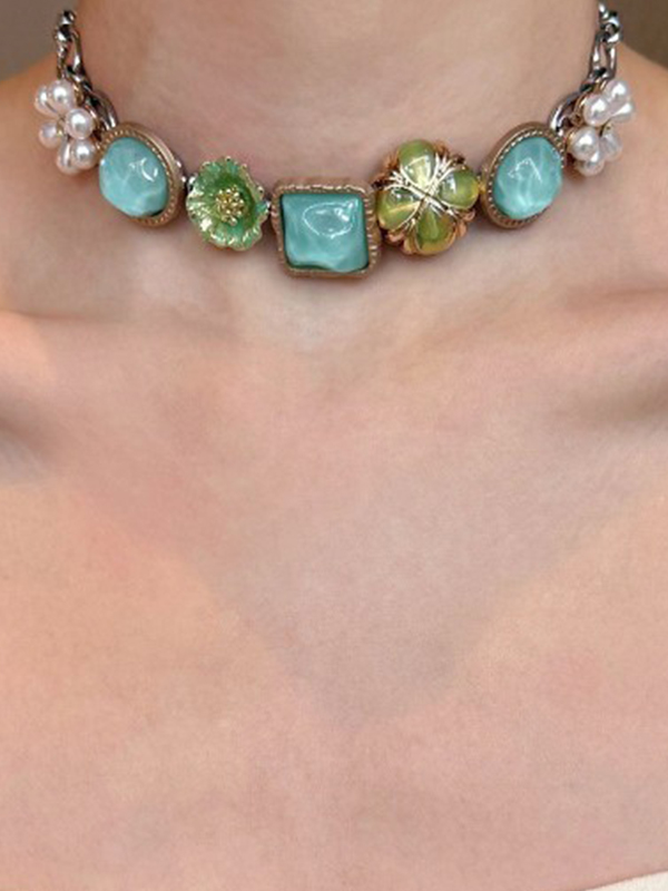 EMMIOL Shell Bead Butterfly Choker Necklace