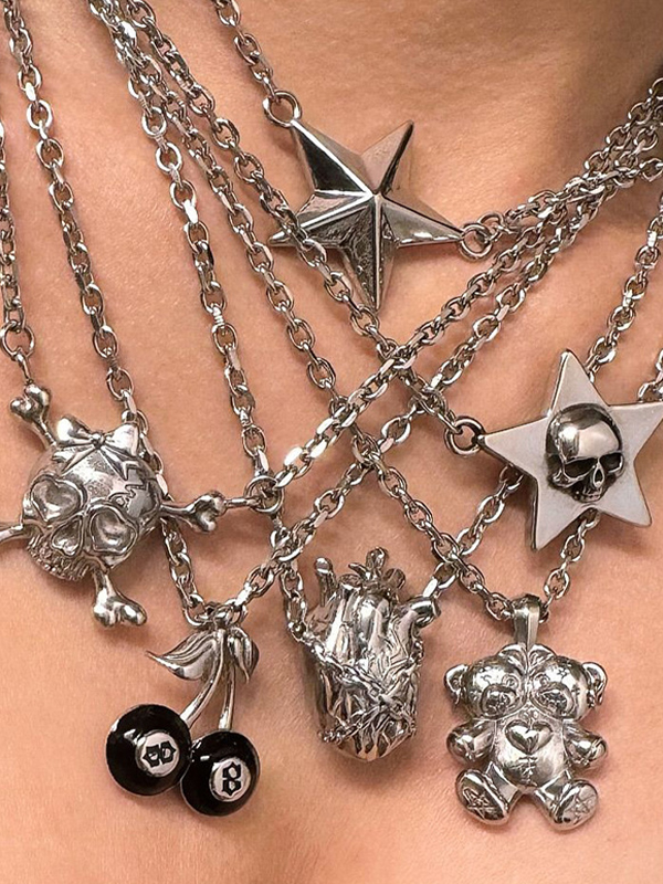 EMMIOL Collana di Halloween con teschio e stella
